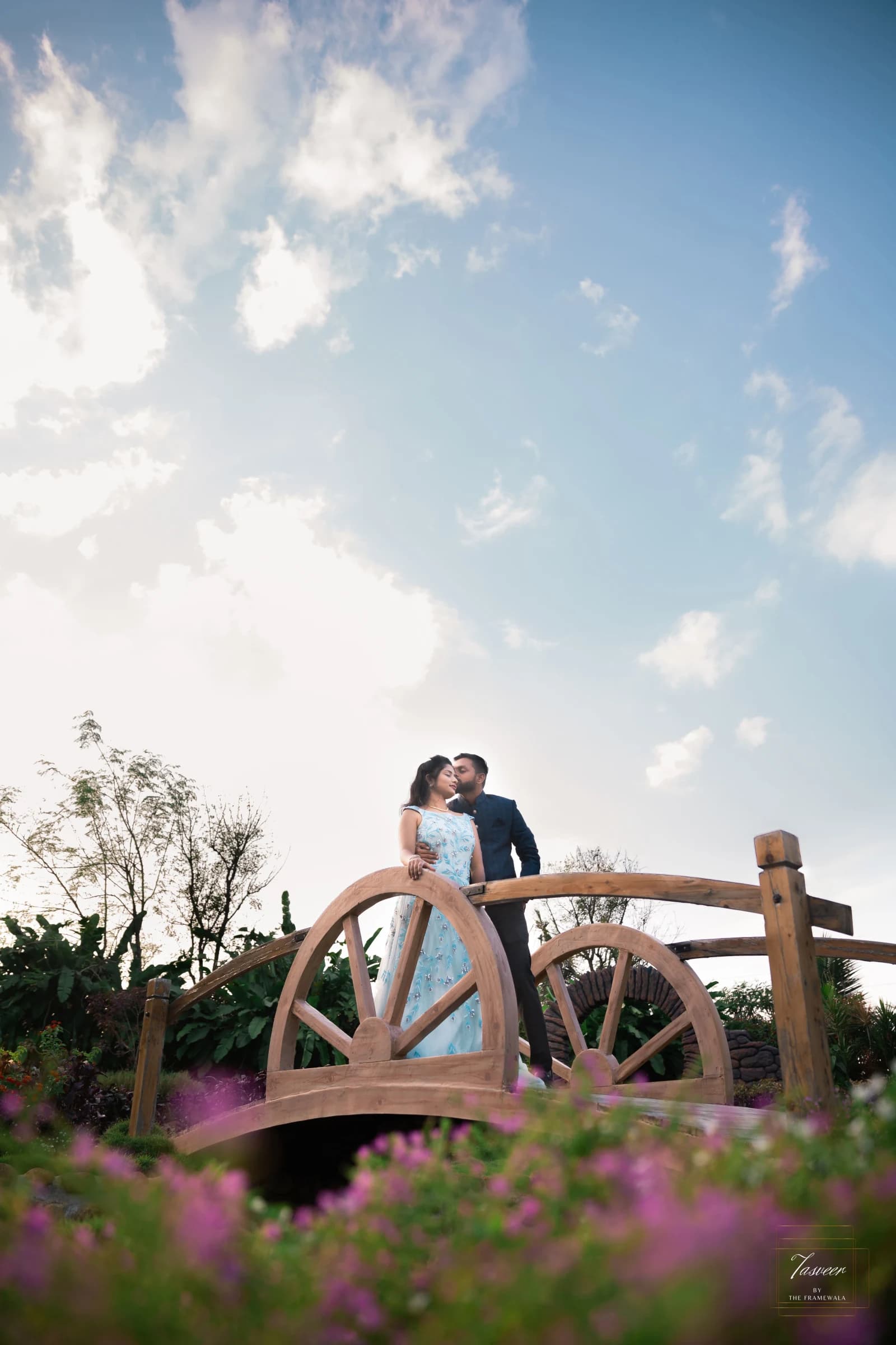 Elopements — frame 2